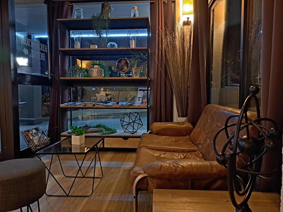 Hotel Le Collier Antibes Ngoại thất bức ảnh