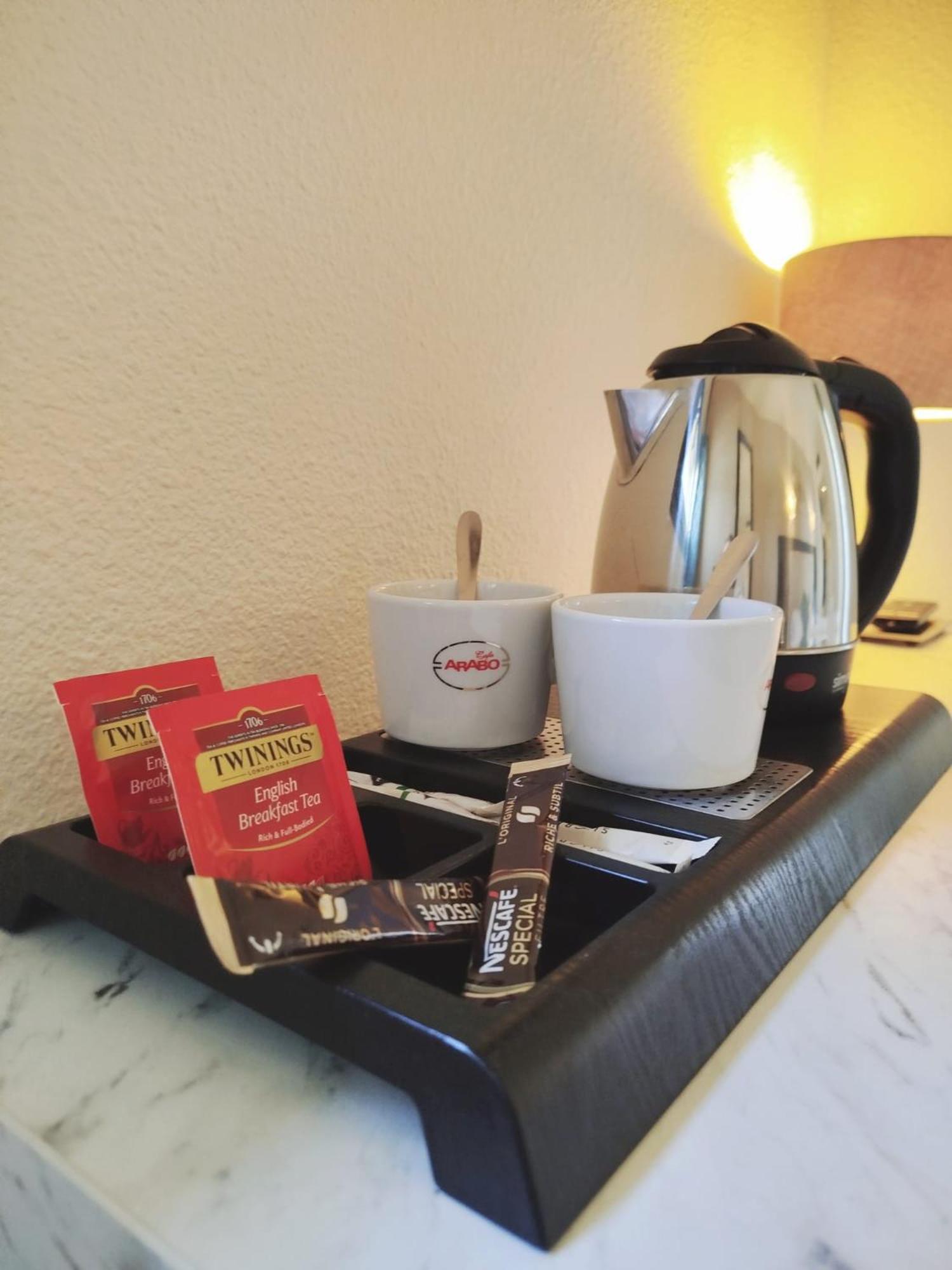 Hotel Le Collier Antibes Ngoại thất bức ảnh