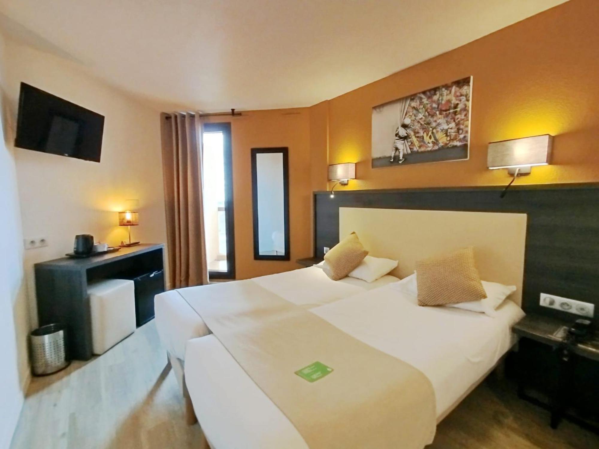 Hotel Le Collier Antibes Ngoại thất bức ảnh