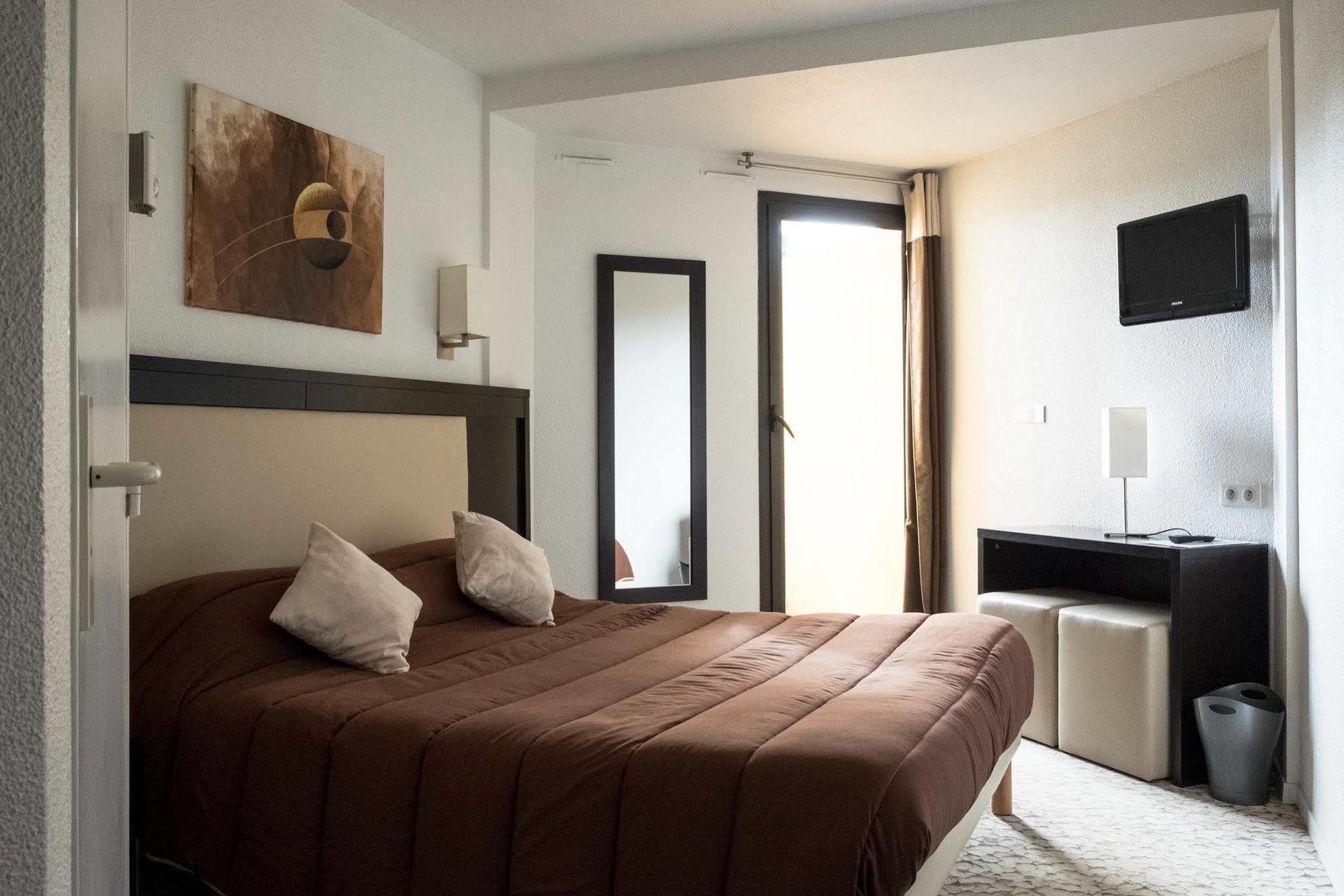 Hotel Le Collier Antibes Ngoại thất bức ảnh