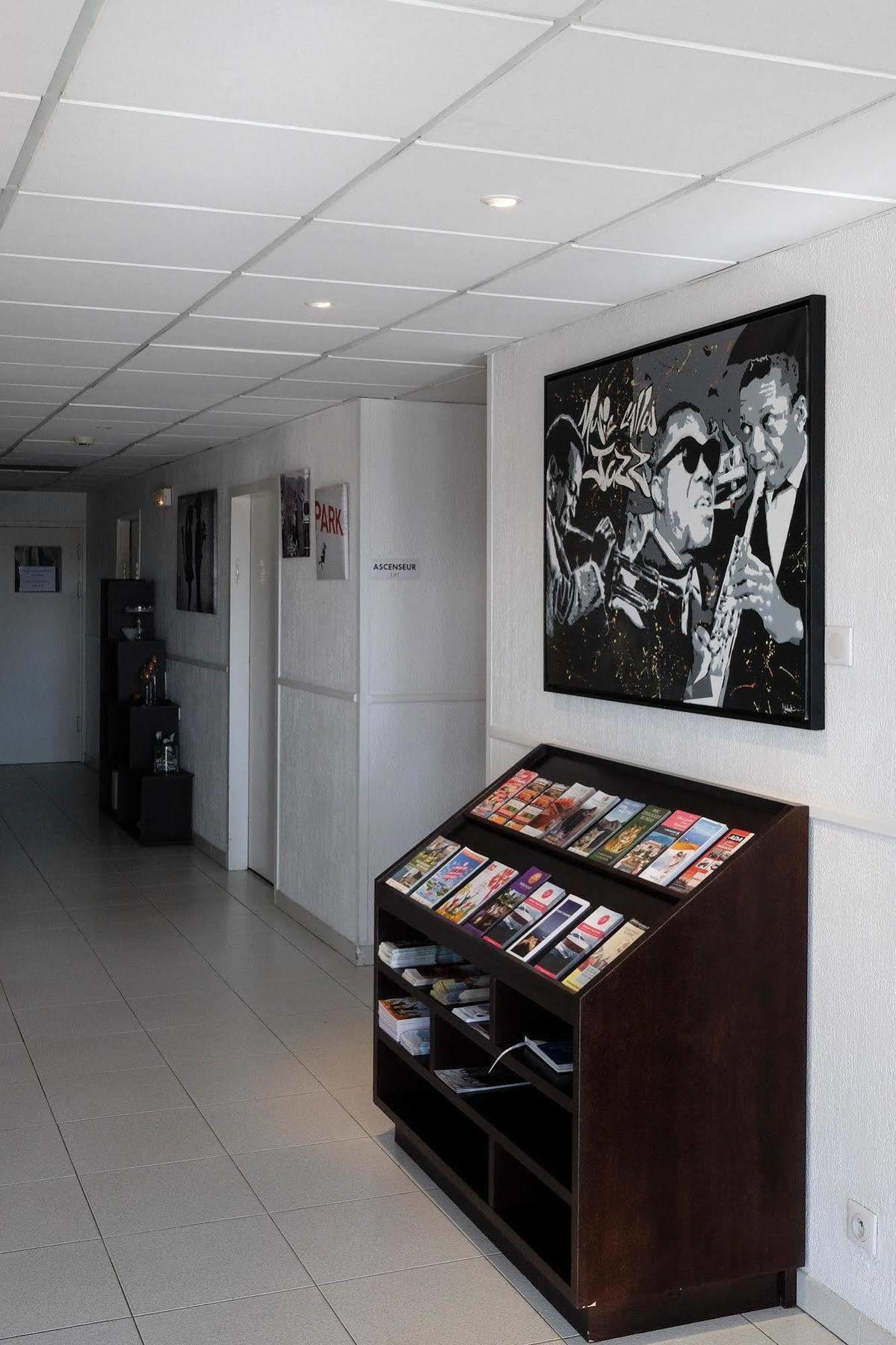 Hotel Le Collier Antibes Ngoại thất bức ảnh