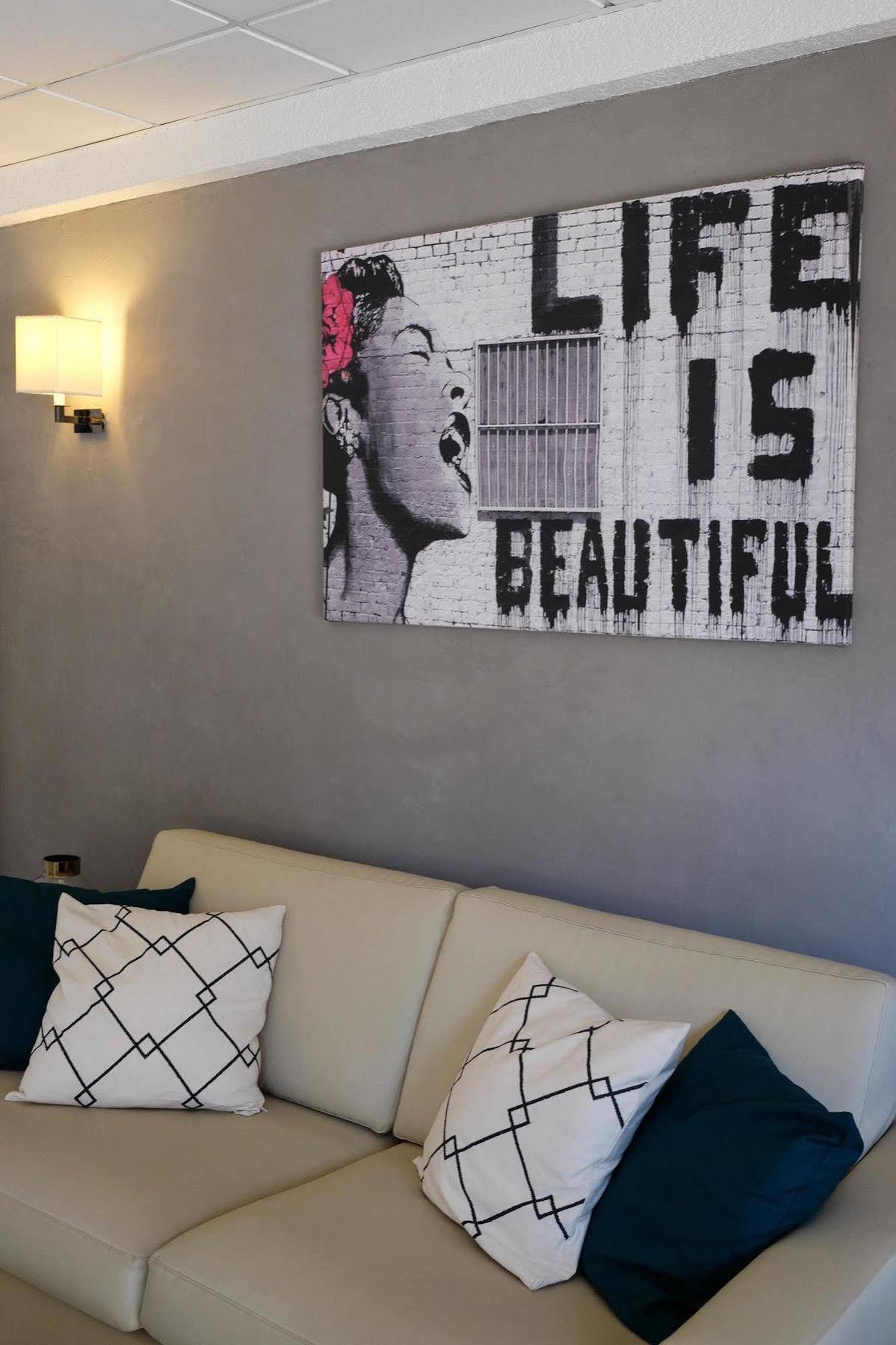 Hotel Le Collier Antibes Ngoại thất bức ảnh