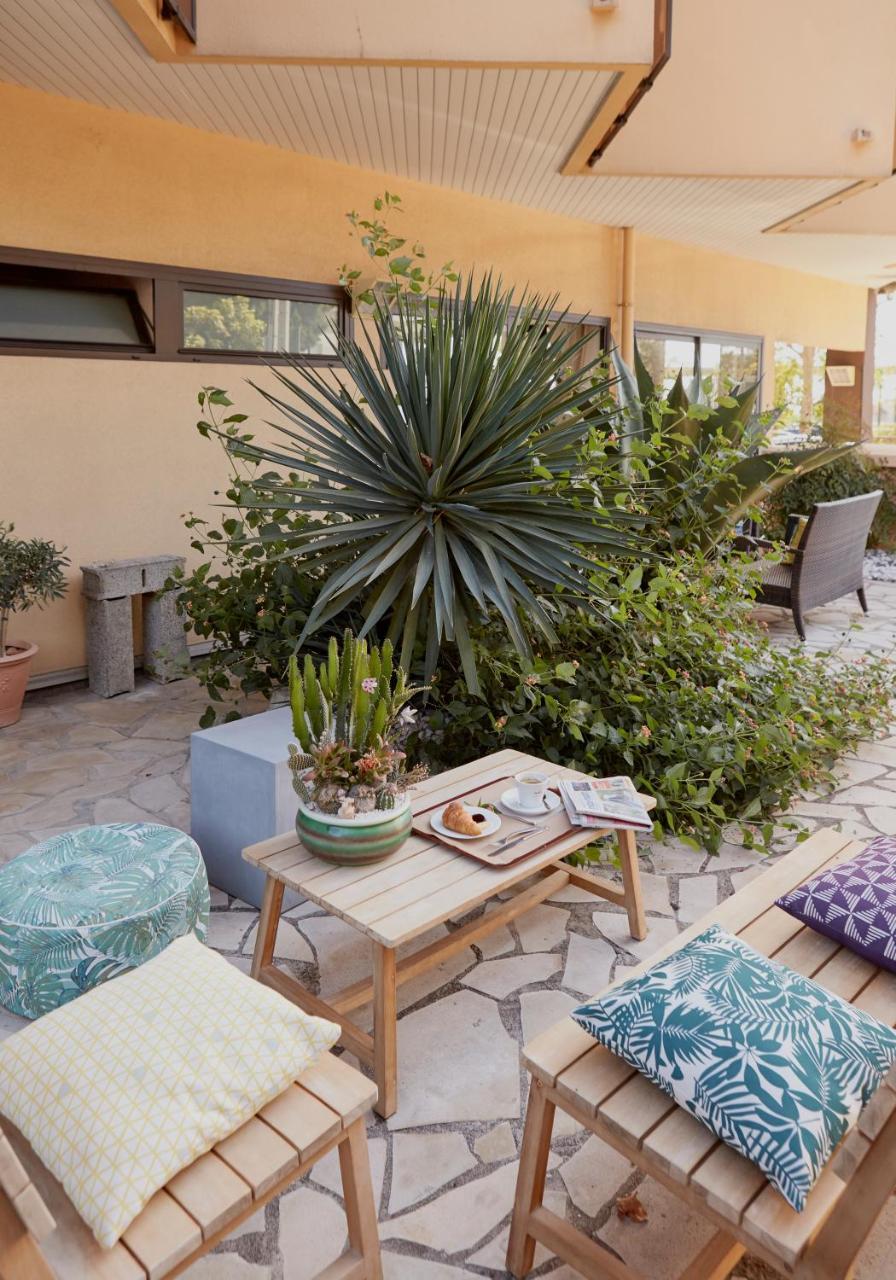 Hotel Le Collier Antibes Ngoại thất bức ảnh